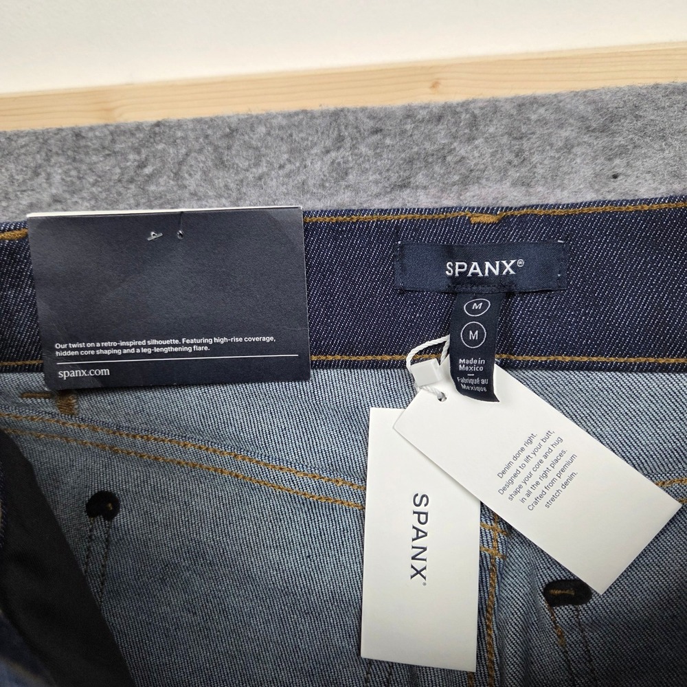 Spanx Flare Jeans Womens Medium Raw Indigo Wash High Rise Pull On EveryWear - Picture 10 of 11